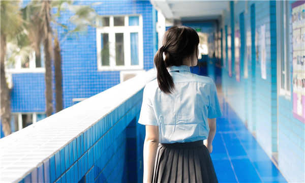 东方华侨农场如何找到一个可以帮助我生孩子的女人？